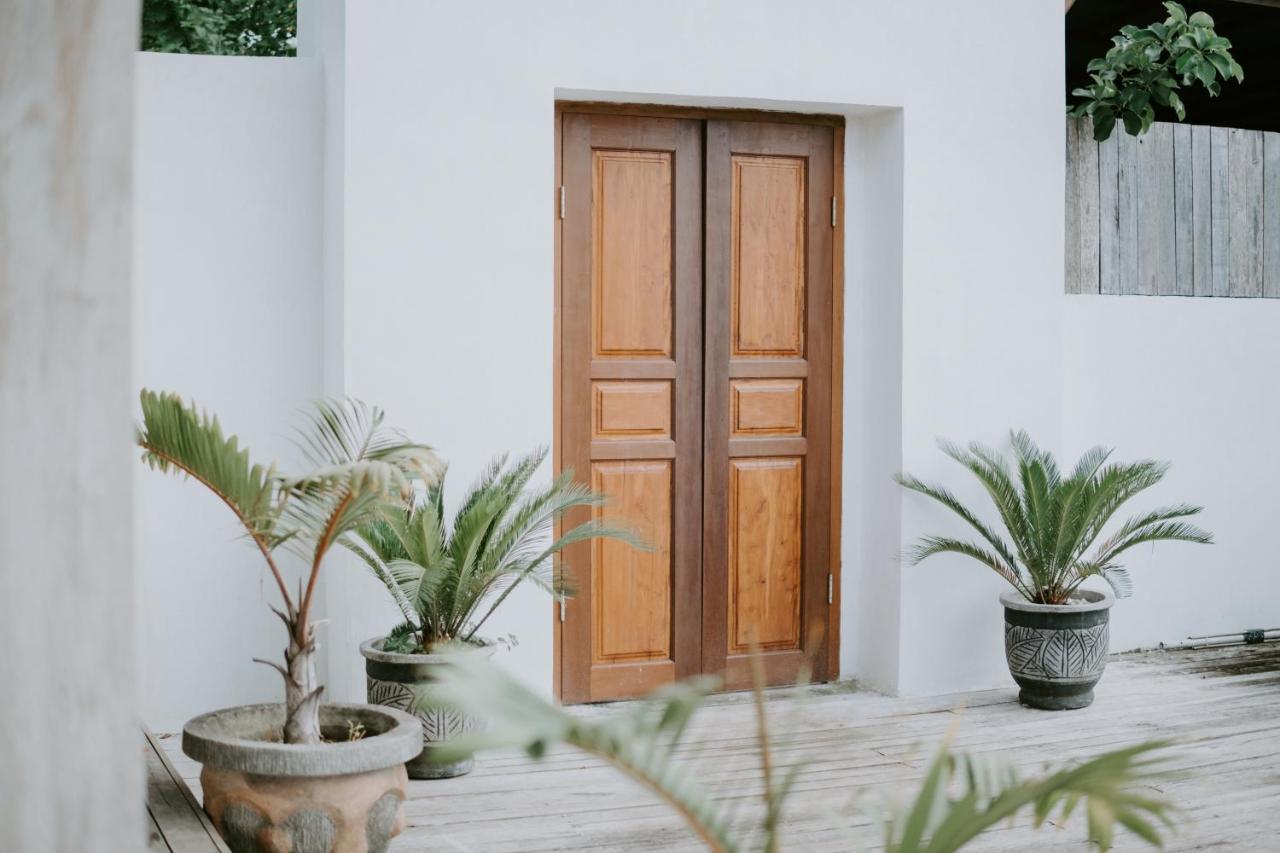 Lanussa Hill Villa Nusa Lembongan  Exterior photo